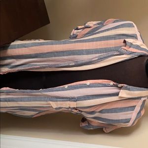 American Eagle button up